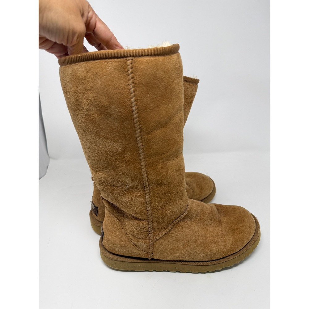 UGG Classic Tall Boot Women Size 9 Chestnut Good Suede Sheepskin Pull On
